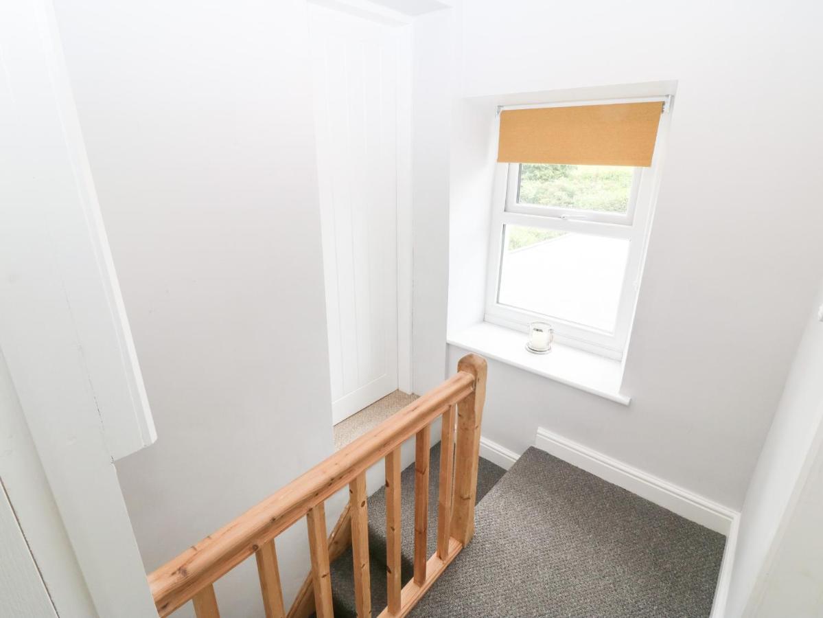 3 Green Terrace Gaerwen Exterior photo